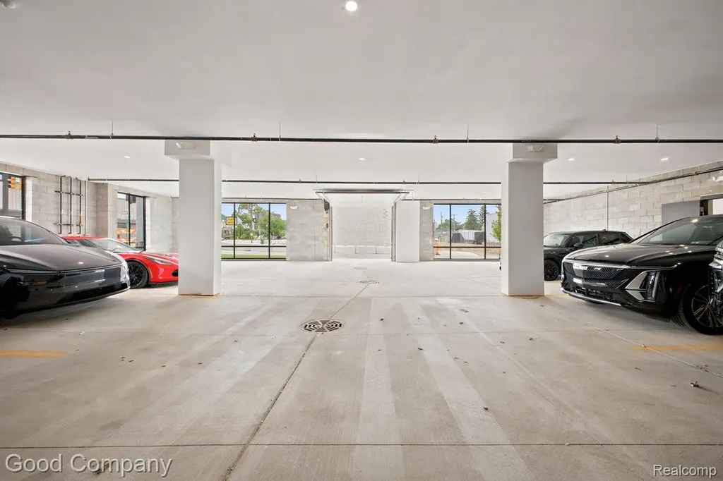 110 Austin Avenue Royal Oak City MI 48067