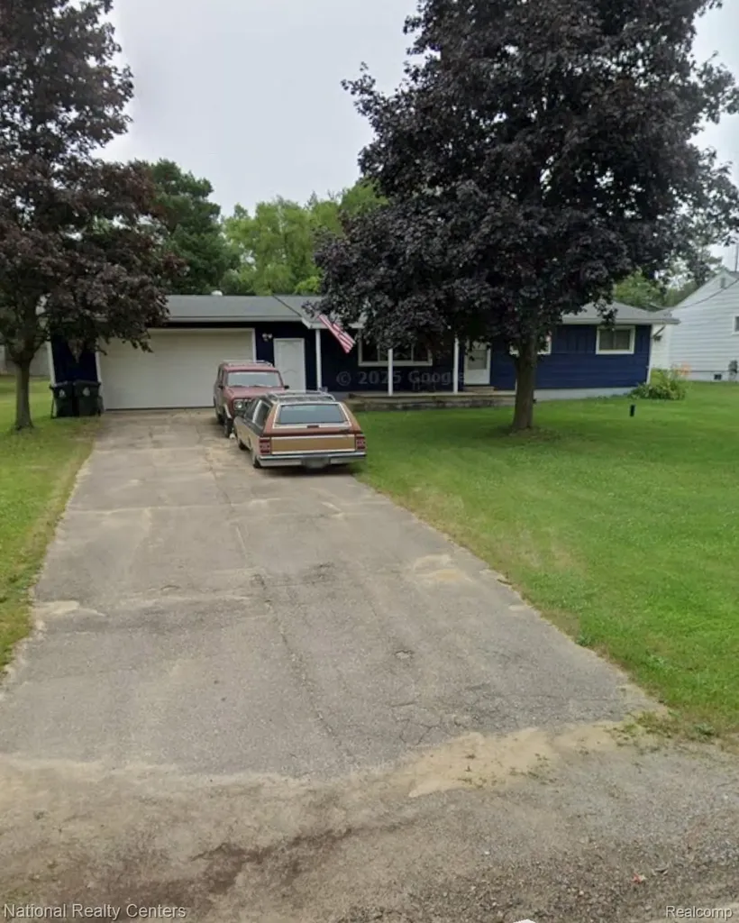 4825 Huston Drive Orion Charter Township MI 48359