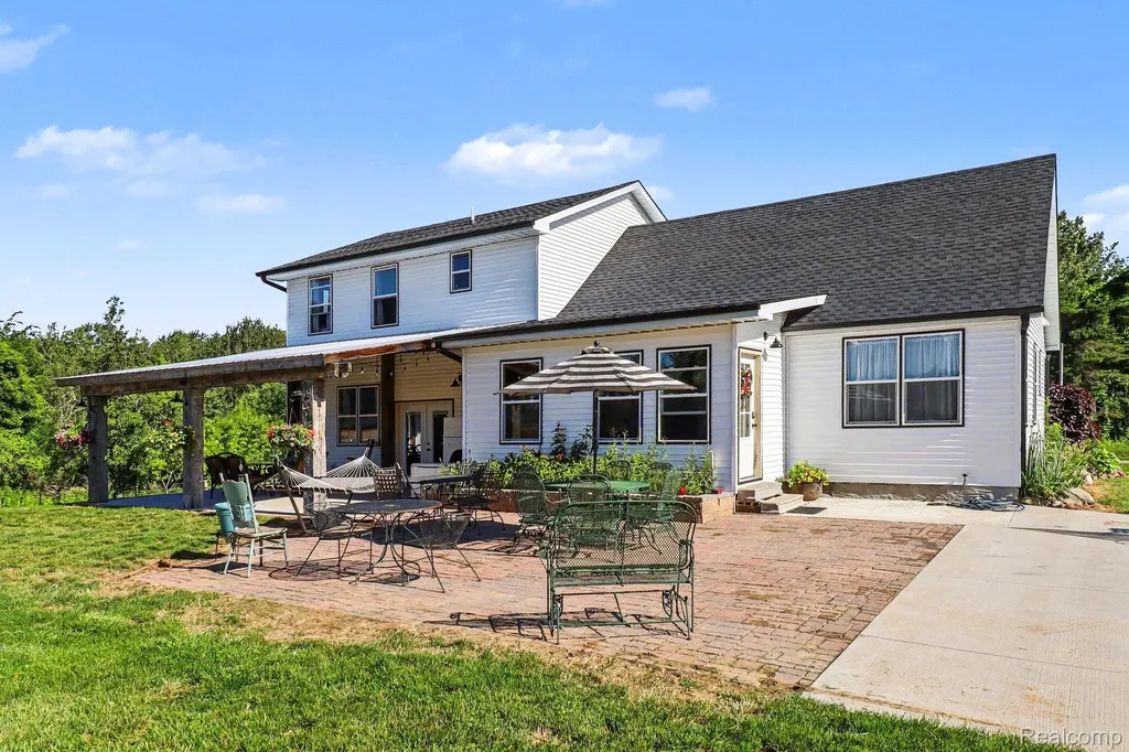 2150 E Snover Road Dayton Township MI 48744