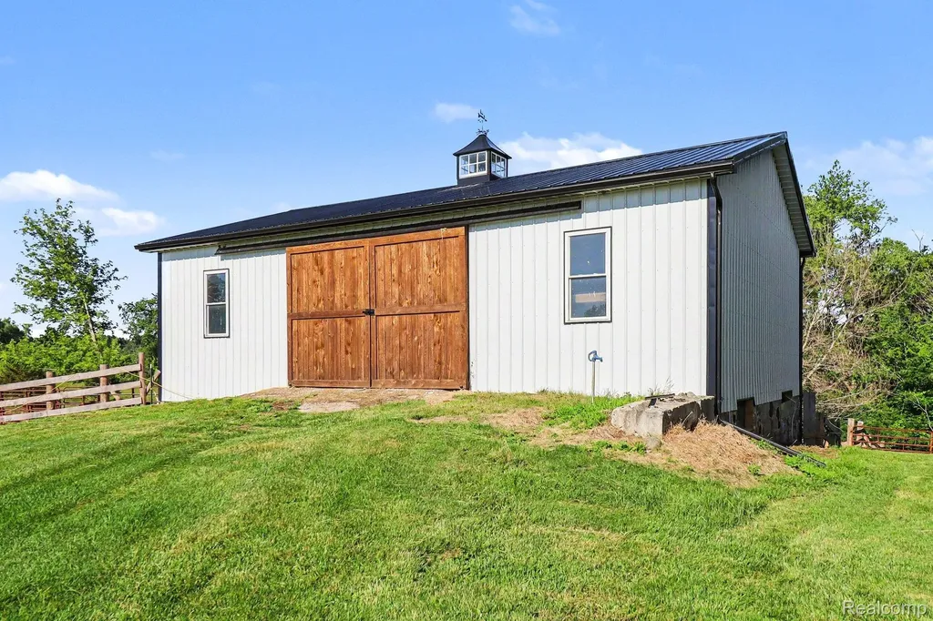 2150 E Snover Road Dayton Township MI 48744