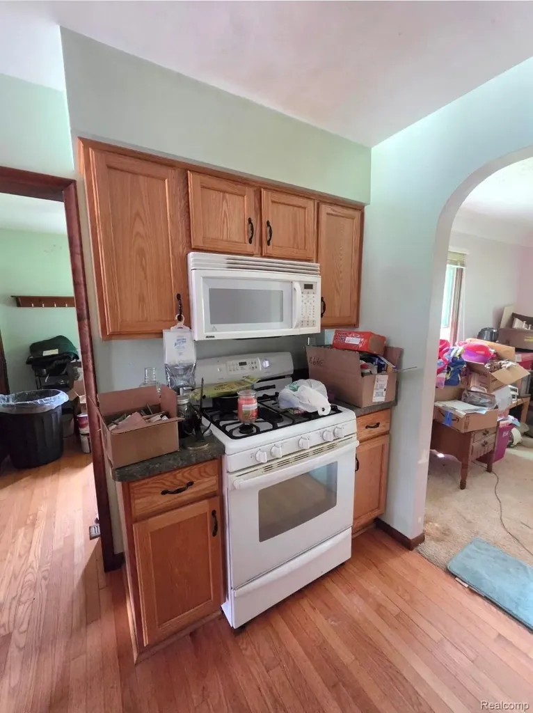 4733 Jamm Road Orion Charter Township MI 48359