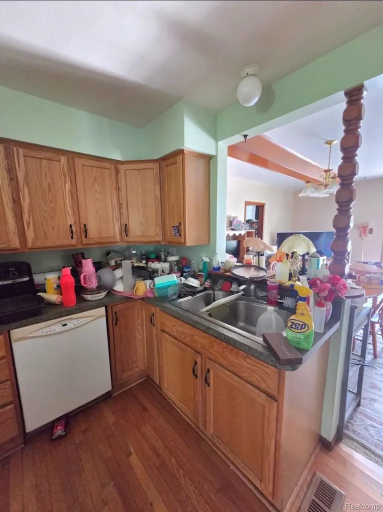 4733 Jamm Road Orion Charter Township MI 48359