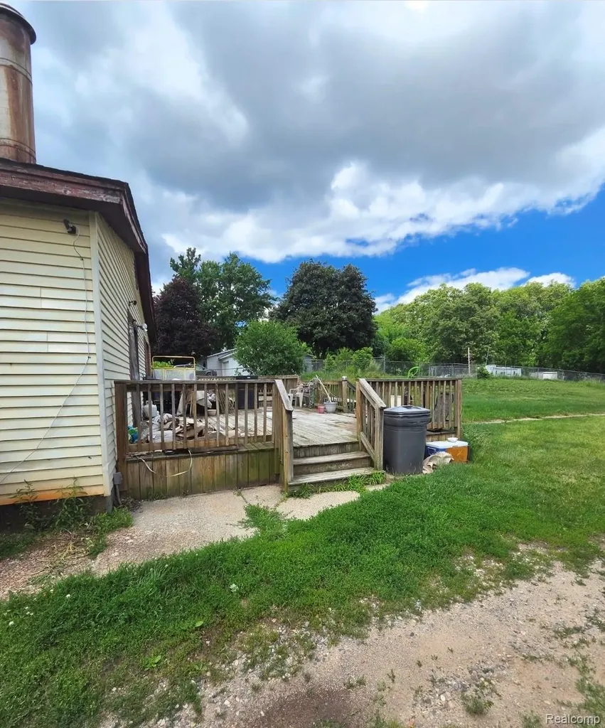 4733 Jamm Road Orion Charter Township MI 48359