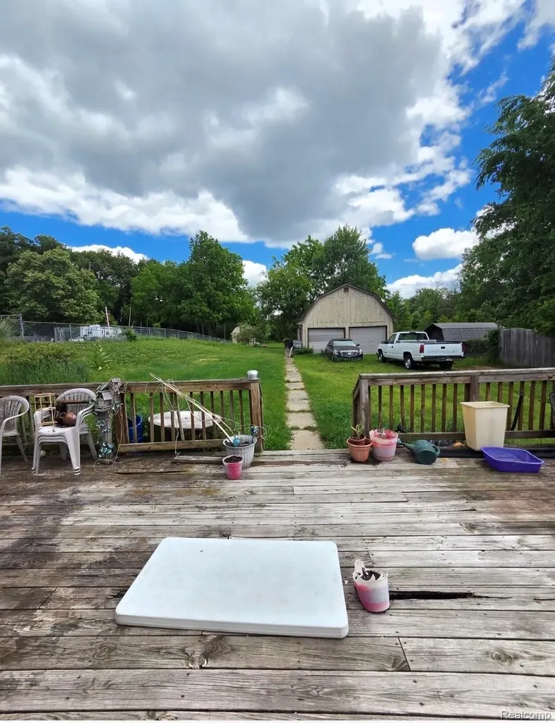 4733 Jamm Road Orion Charter Township MI 48359