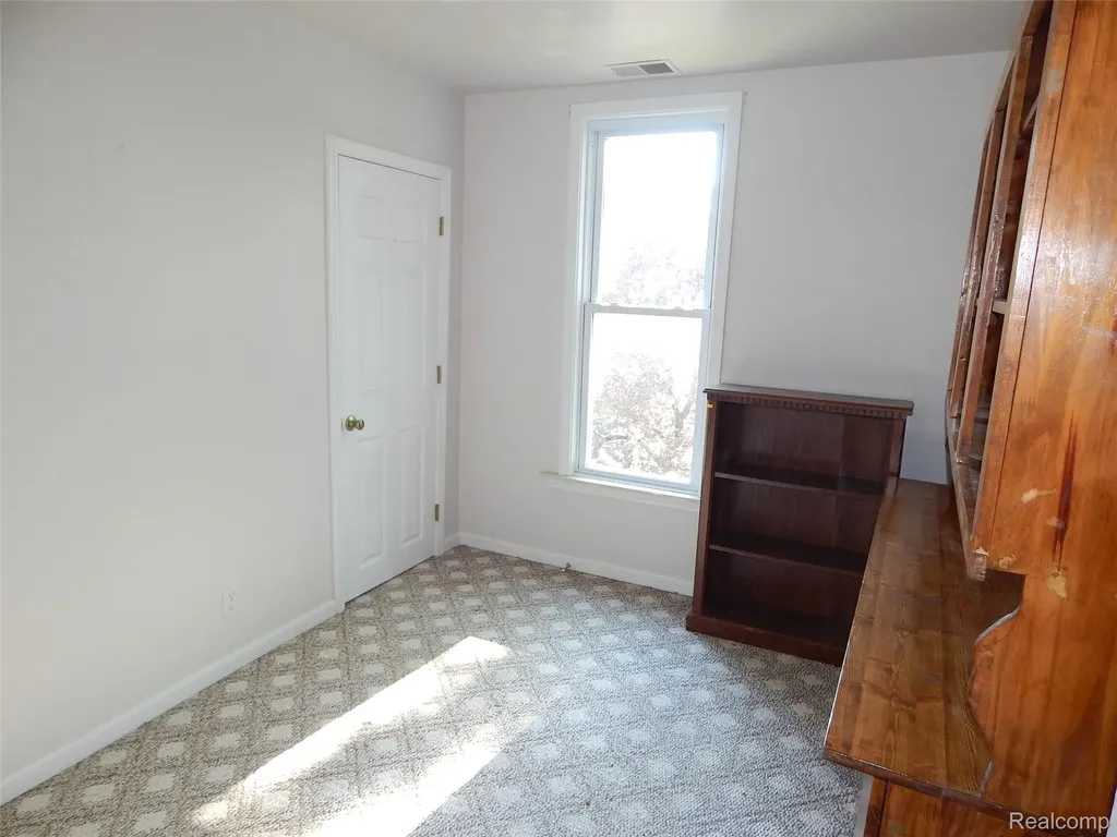 2739 Stone Street Port Huron City MI 48060