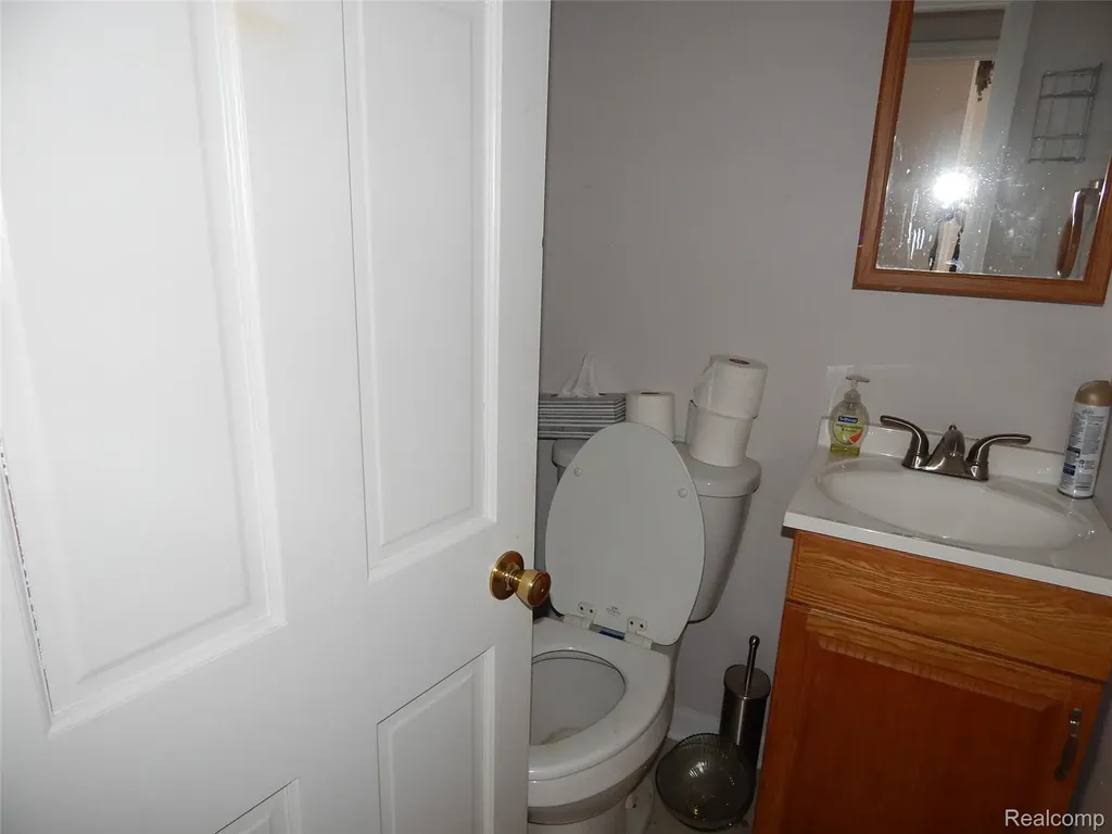 2739 Stone Street Port Huron City MI 48060