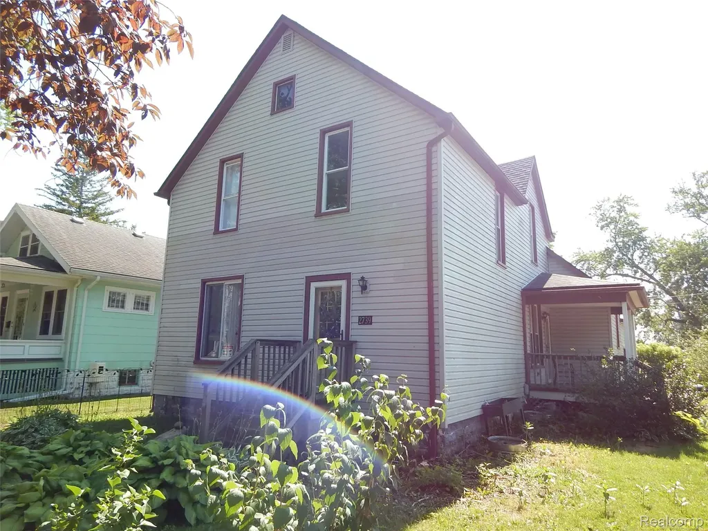 2739 Stone Street Port Huron City MI 48060