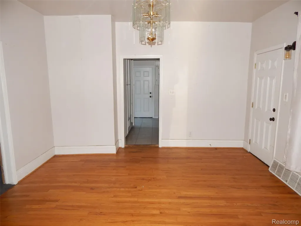 2739 Stone Street Port Huron City MI 48060