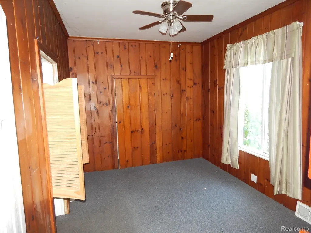 2739 Stone Street Port Huron City MI 48060