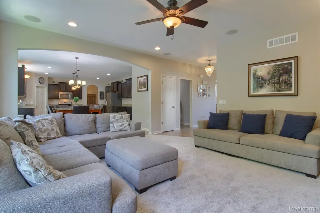 57649 Blossom Valley Trail Lyon Charter Township MI 48165