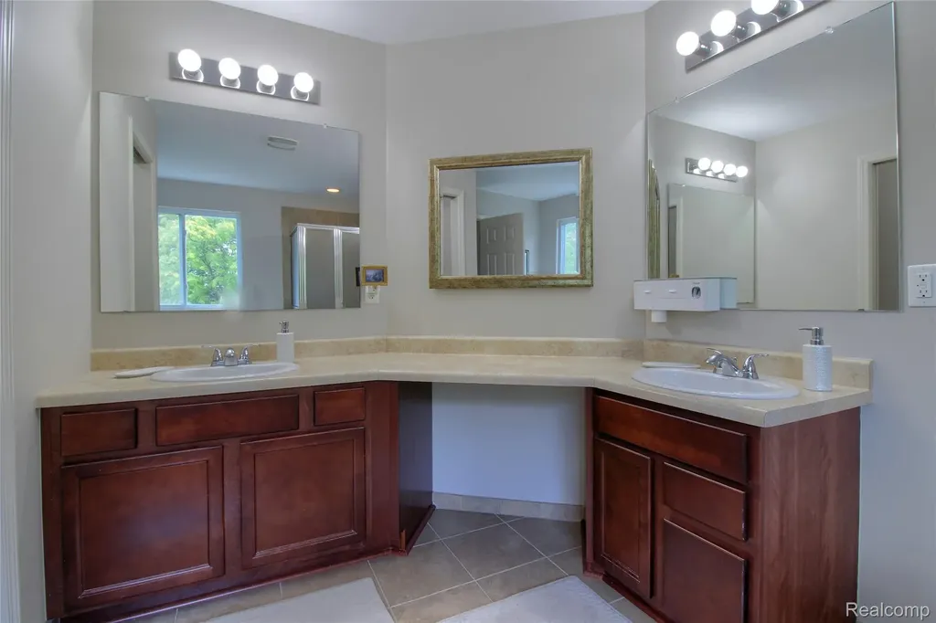 57649 Blossom Valley Trail Lyon Charter Township MI 48165