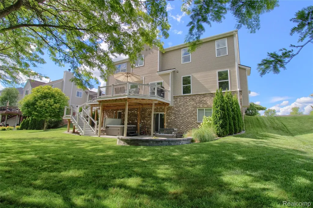 57649 Blossom Valley Trail Lyon Charter Township MI 48165