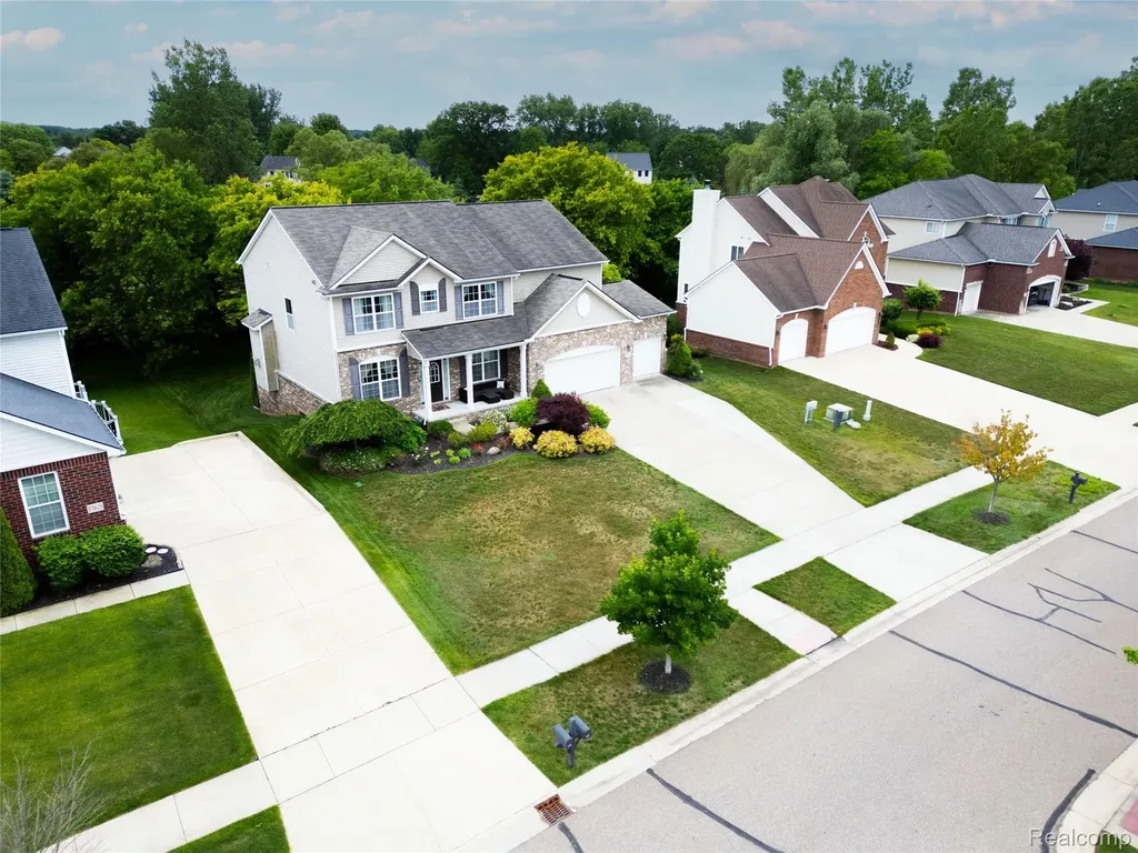 57649 Blossom Valley Trail Lyon Charter Township MI 48165