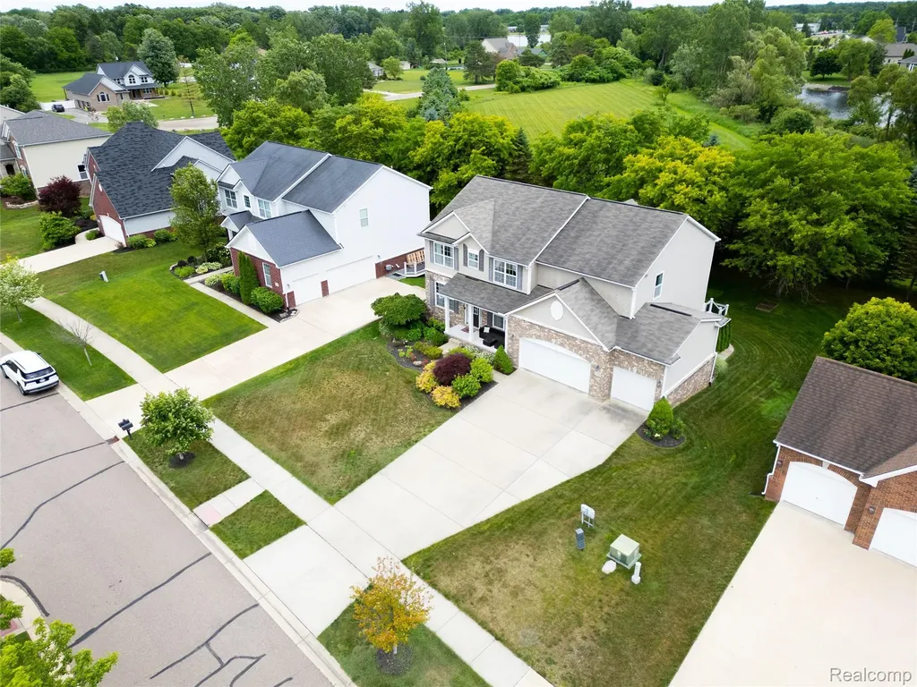 57649 Blossom Valley Trail Lyon Charter Township MI 48165