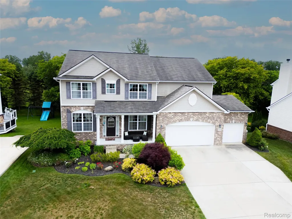 57649 Blossom Valley Trail Lyon Charter Township MI 48165