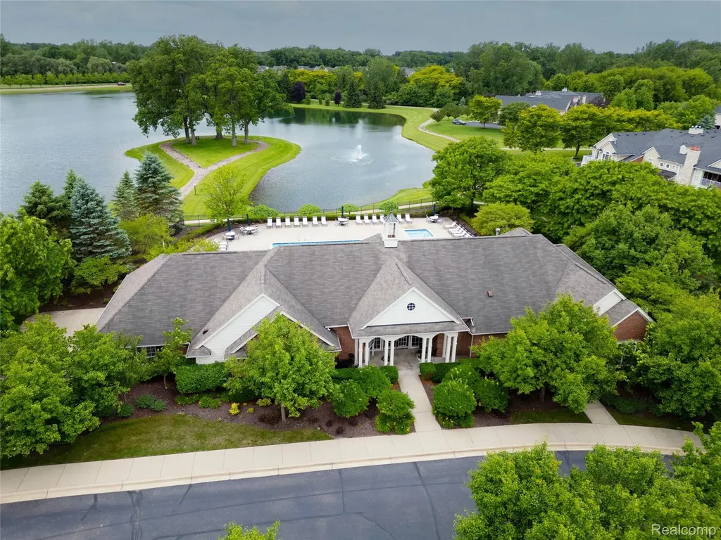 57649 Blossom Valley Trail Lyon Charter Township MI 48165