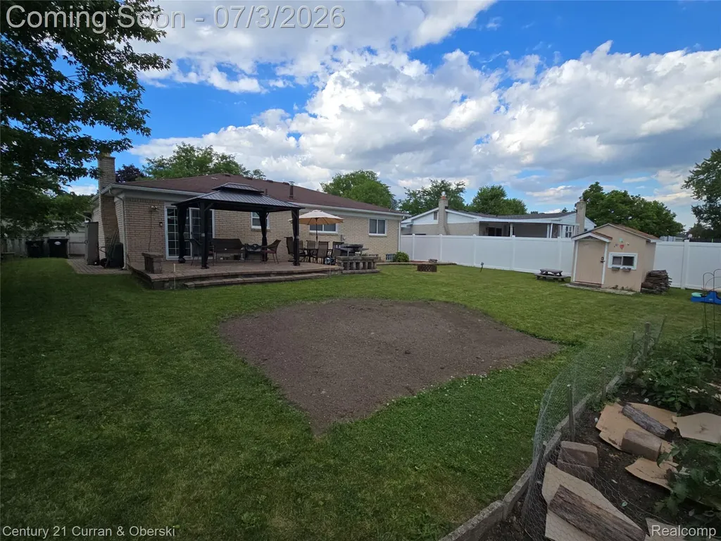 22139 Reinhardt Street Woodhaven City MI 48183
