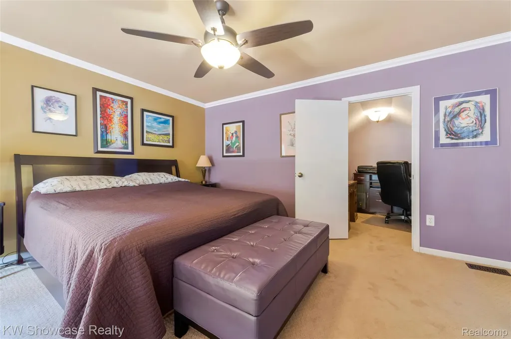 5409 S Piccadilly West Bloomfield Charter Township MI 48322