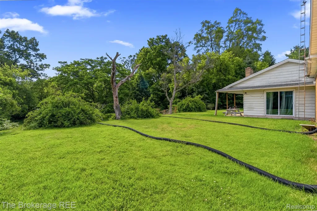 3290 Drexel Avenue Genesee Charter Township MI 48506