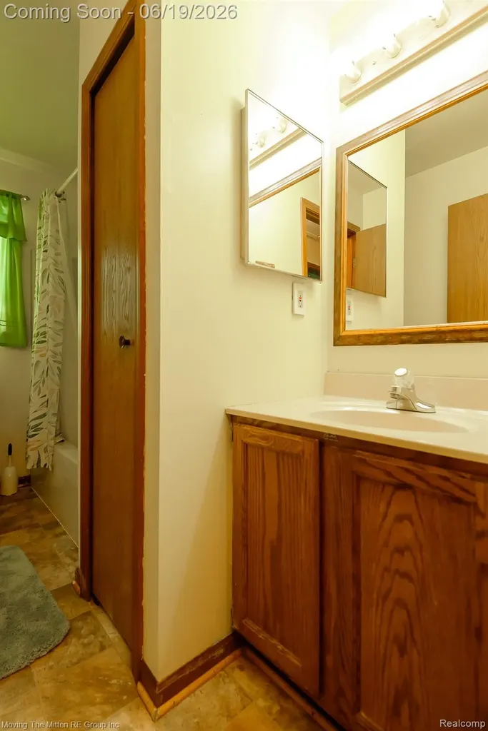 24567 Sherwood Road Sumpter Township MI 48111