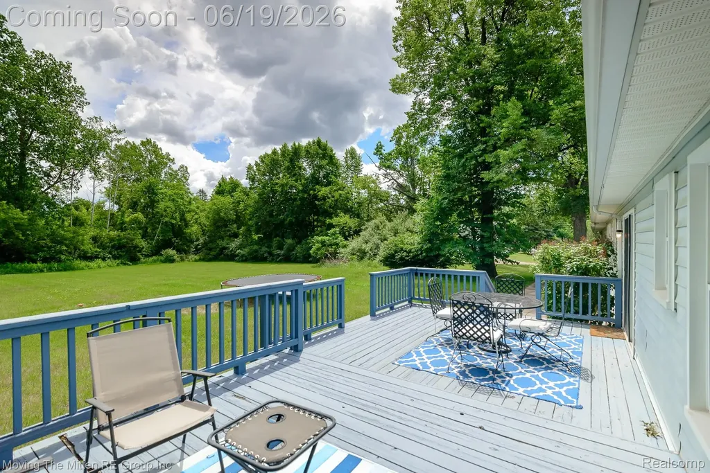 24567 Sherwood Road Sumpter Township MI 48111