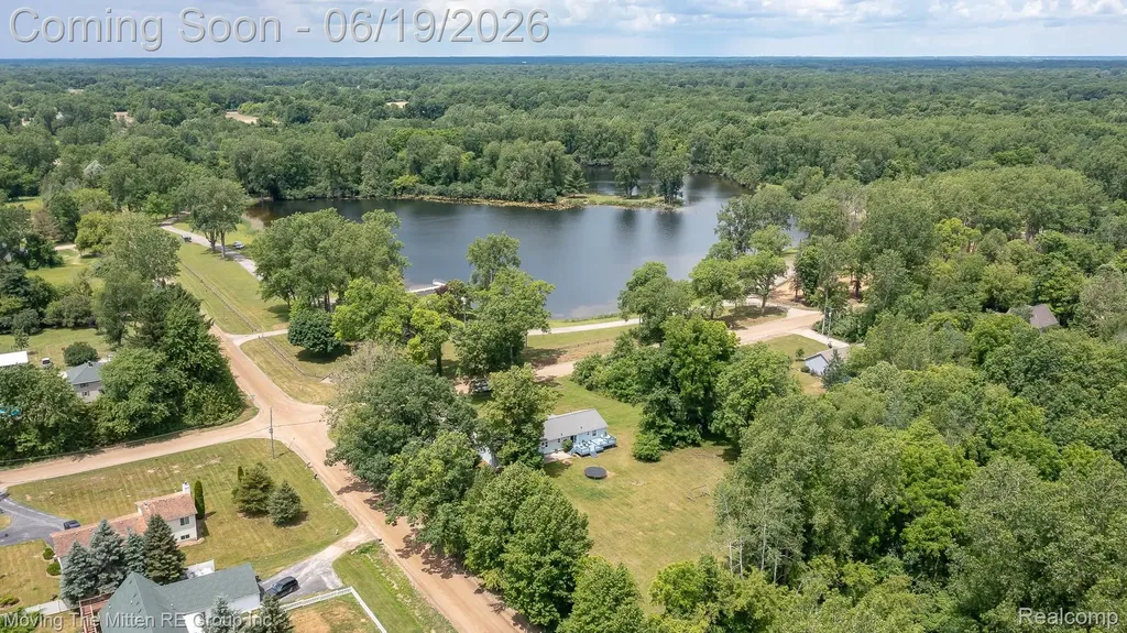 24567 Sherwood Road Sumpter Township MI 48111