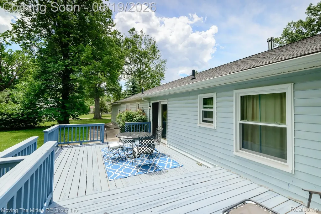 24567 Sherwood Road Sumpter Township MI 48111