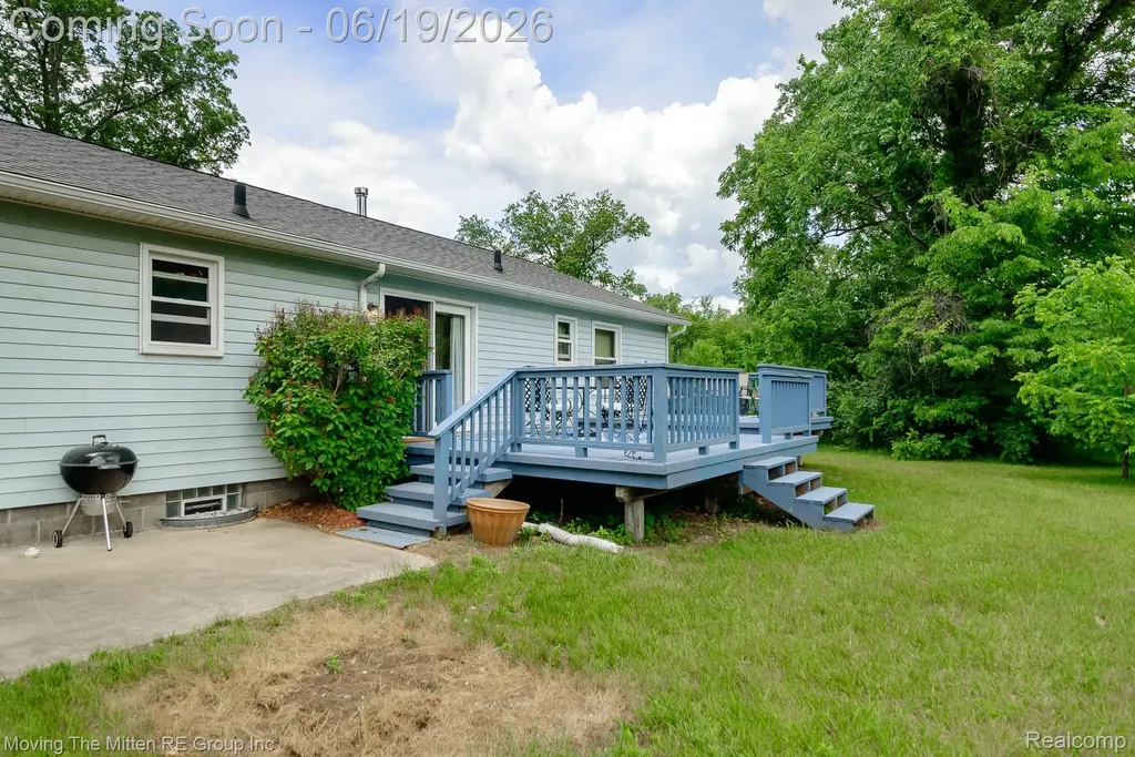 24567 Sherwood Road Sumpter Township MI 48111