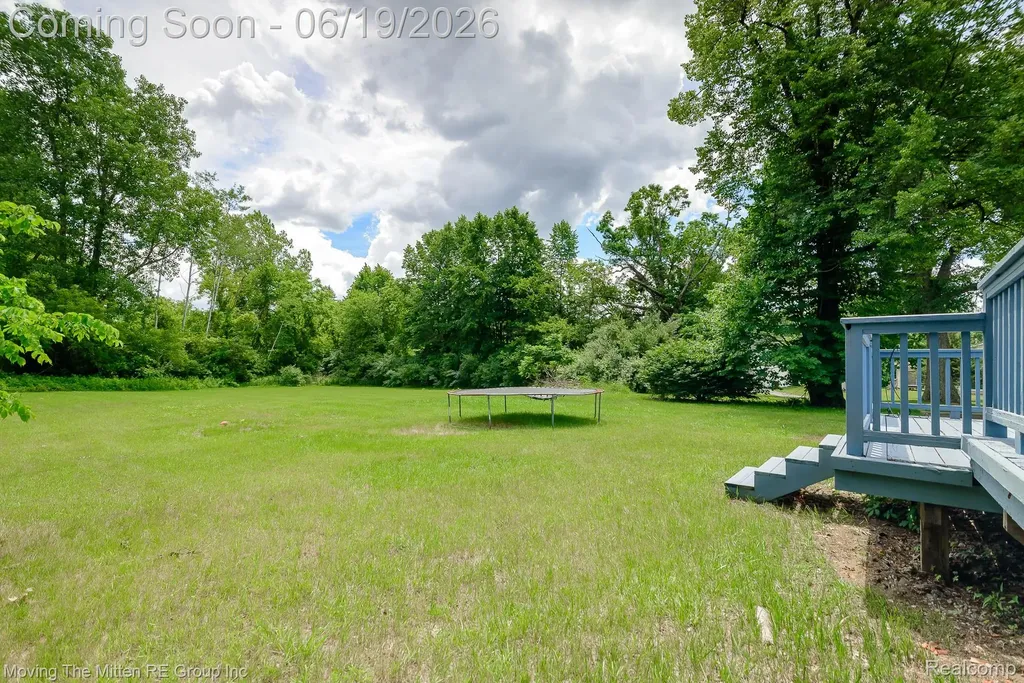 24567 Sherwood Road Sumpter Township MI 48111