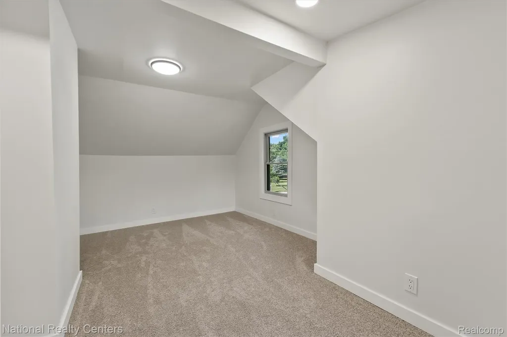 1165 Vinewood Street Auburn Hills City MI 48326
