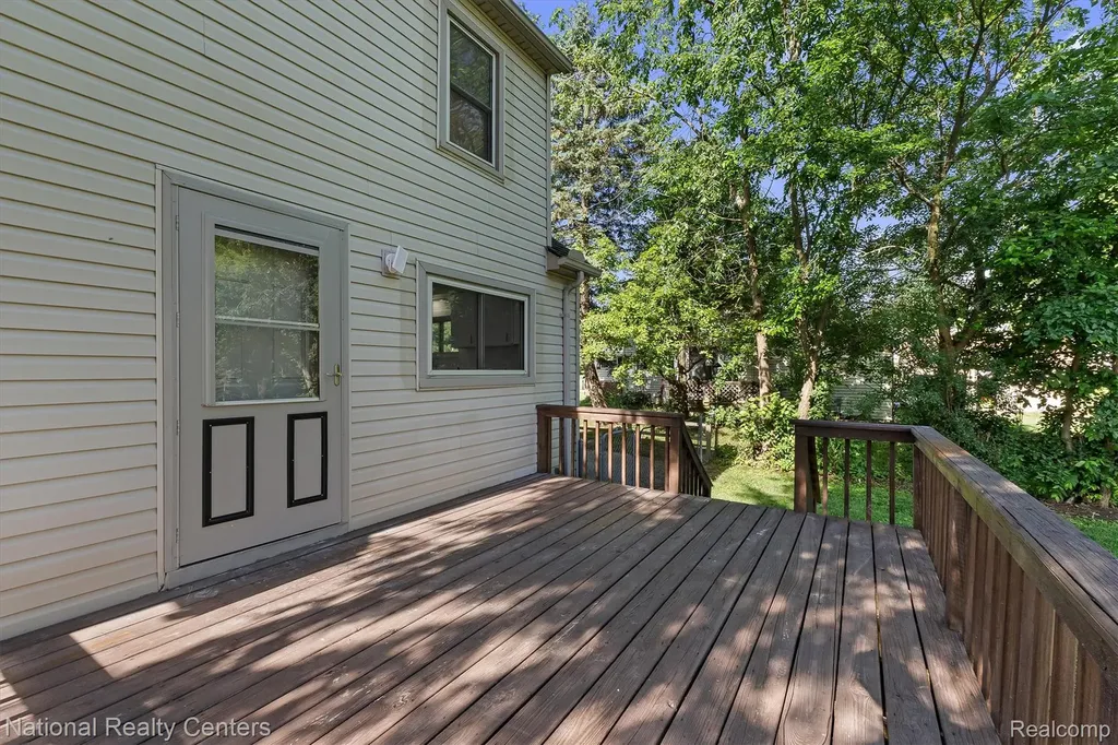 1165 Vinewood Street Auburn Hills City MI 48326