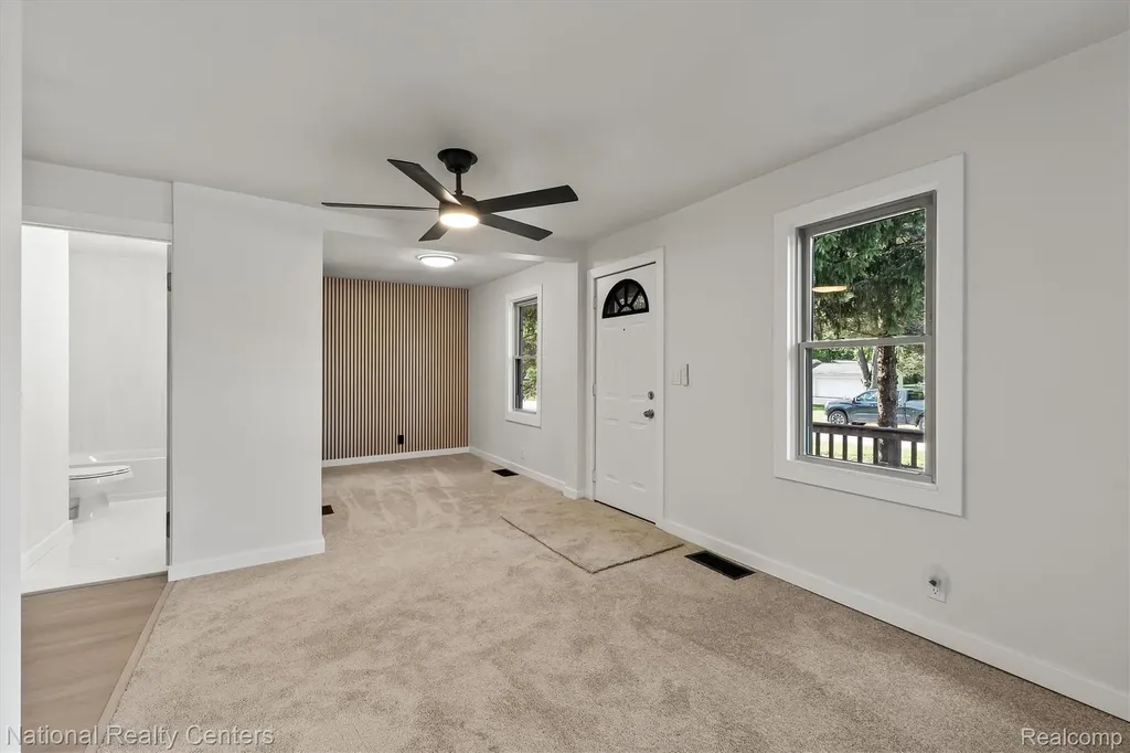 1165 Vinewood Street Auburn Hills City MI 48326