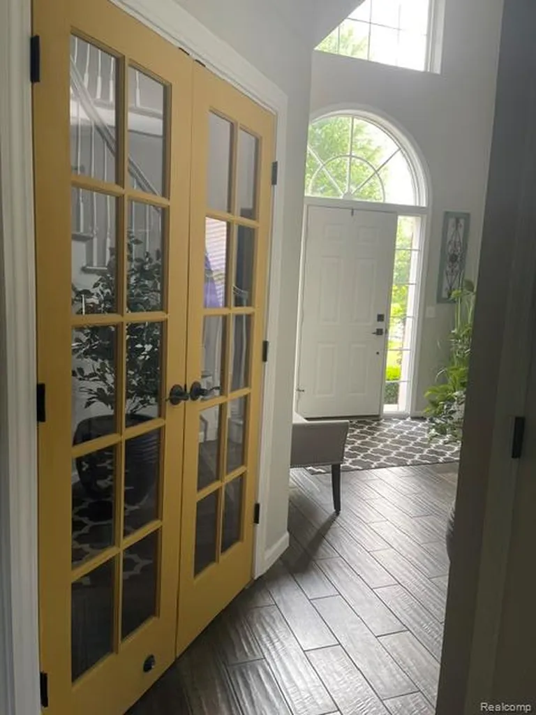 5827 Woodfield Parkway Grand Blanc Charter Township MI 48439