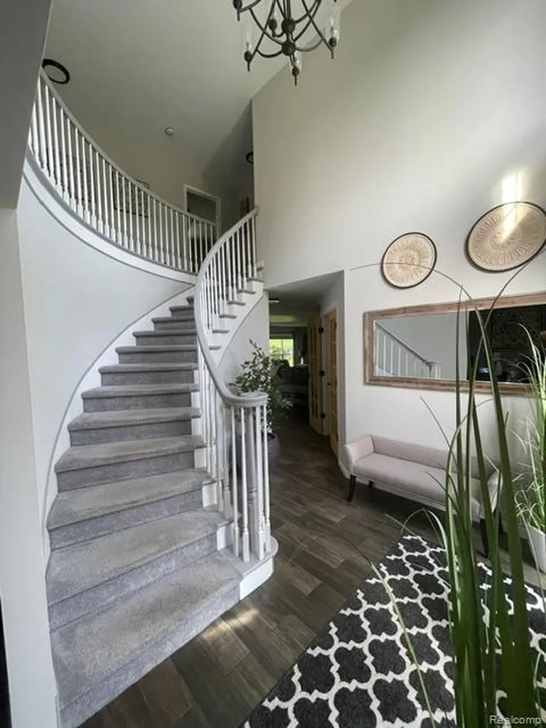 5827 Woodfield Parkway Grand Blanc Charter Township MI 48439