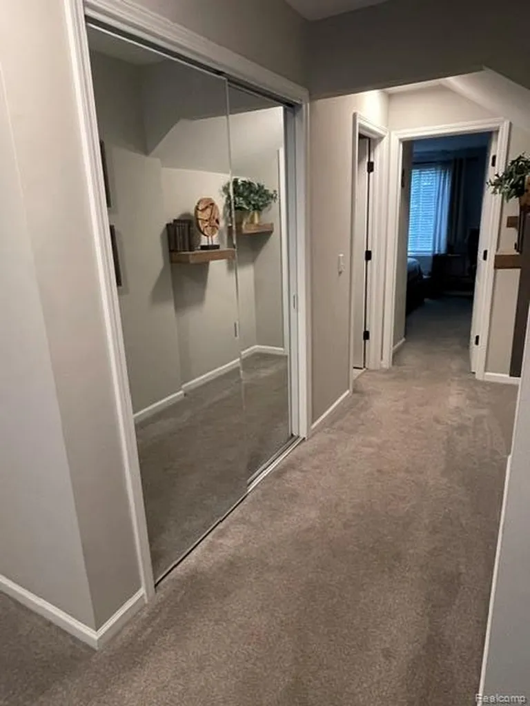 5827 Woodfield Parkway Grand Blanc Charter Township MI 48439