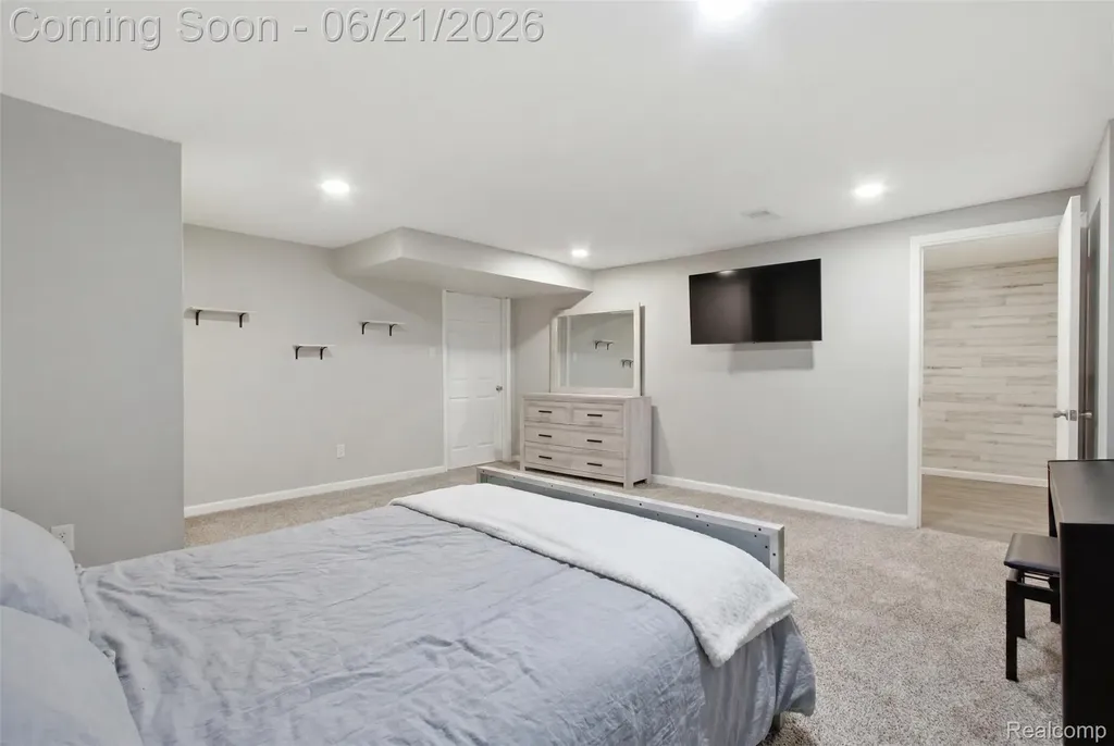 41852 Cantebury Drive Novi City MI 48377