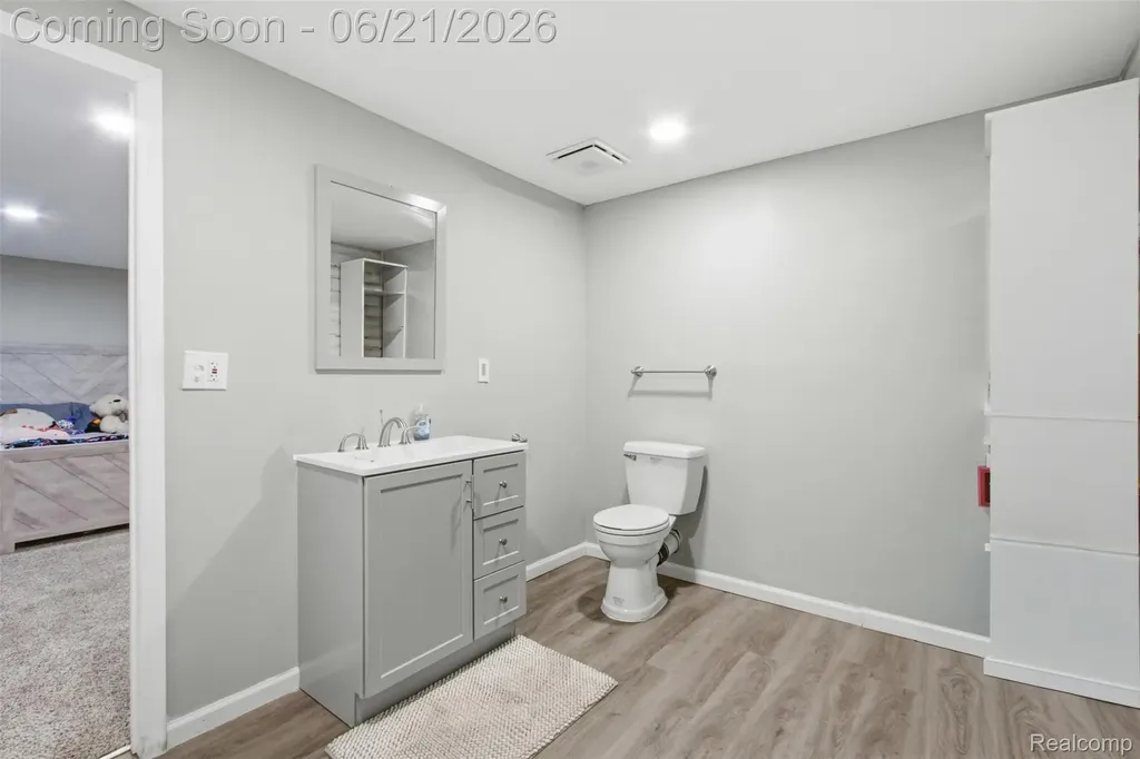 41852 Cantebury Drive Novi City MI 48377