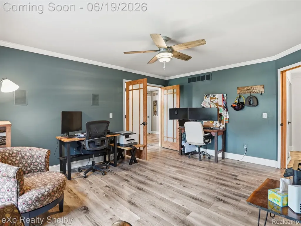 11127 Minnfrank Drive Shelby Charter Township MI 48316