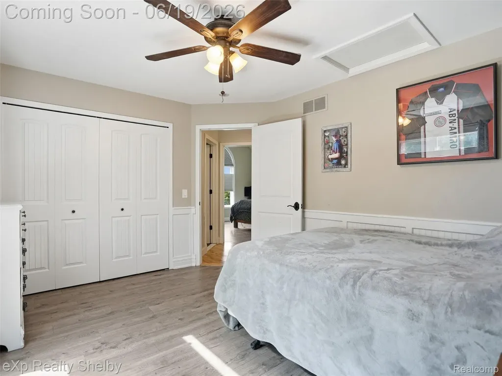 11127 Minnfrank Drive Shelby Charter Township MI 48316