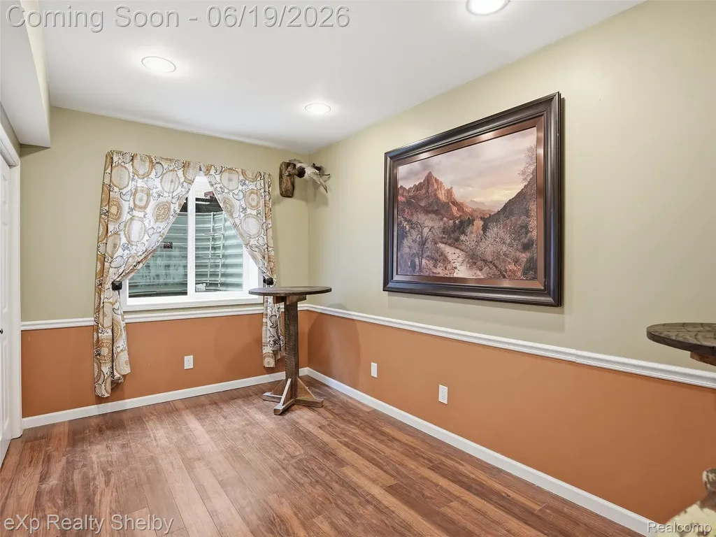 11127 Minnfrank Drive Shelby Charter Township MI 48316