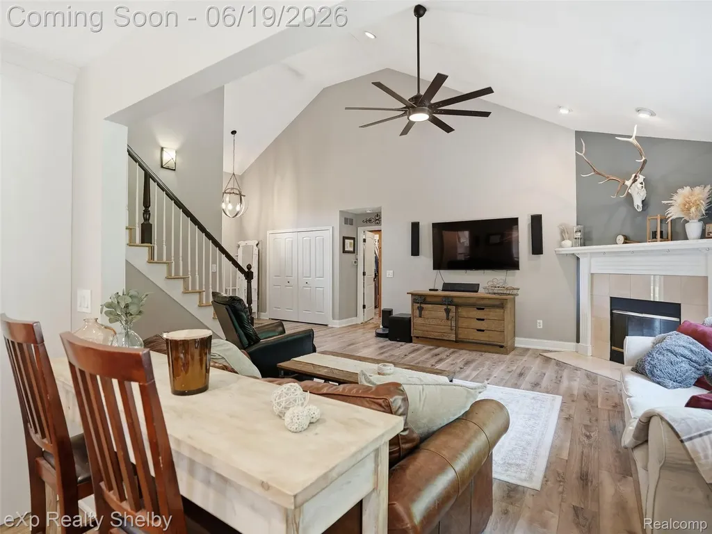 11127 Minnfrank Drive Shelby Charter Township MI 48316
