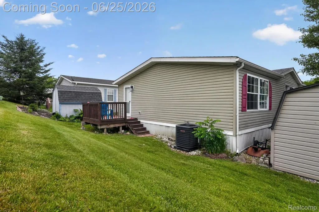 11595 Clearwater Drive Deerfield Township MI 48430