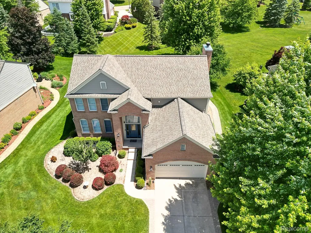 1815 Ring Neck Drive Rochester City MI 48307