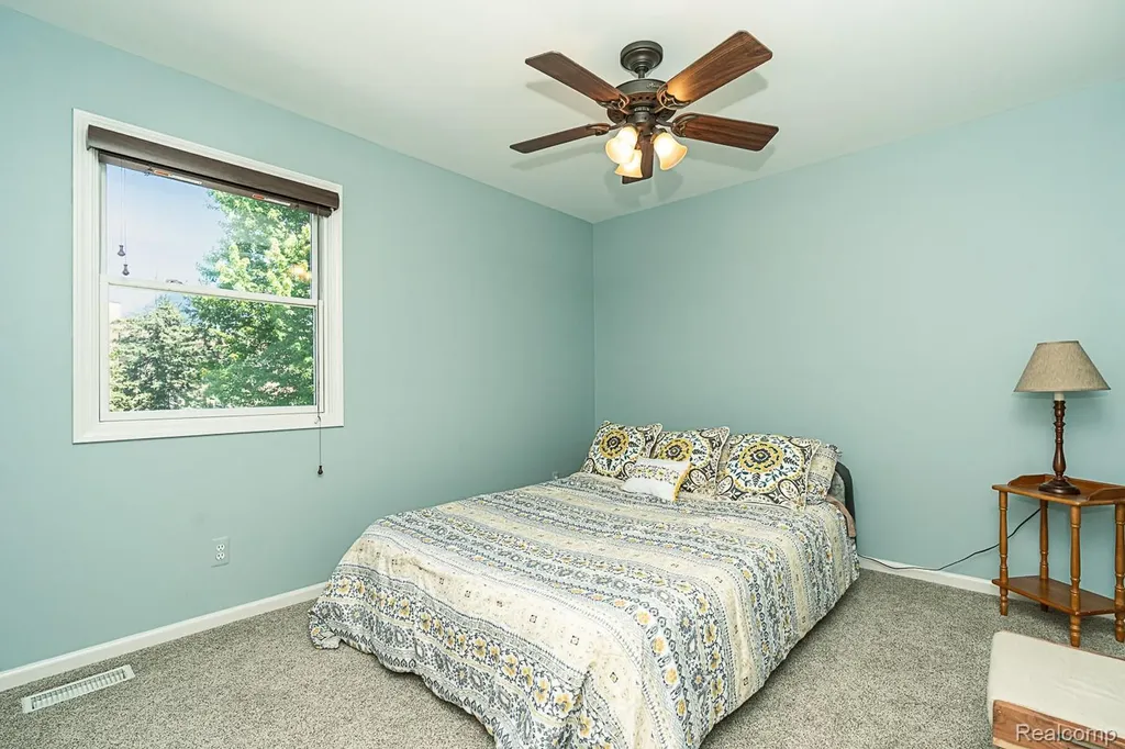 1815 Ring Neck Drive Rochester City MI 48307