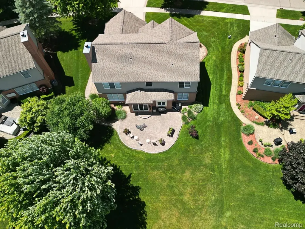 1815 Ring Neck Drive Rochester City MI 48307