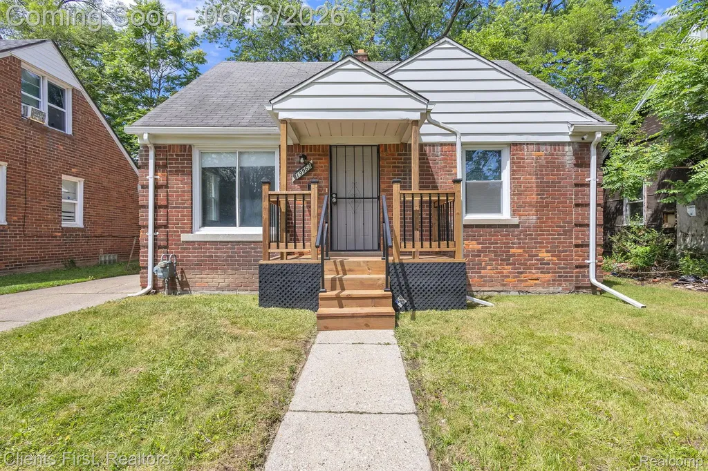 19963 Goulburn Street Detroit City MI 48205