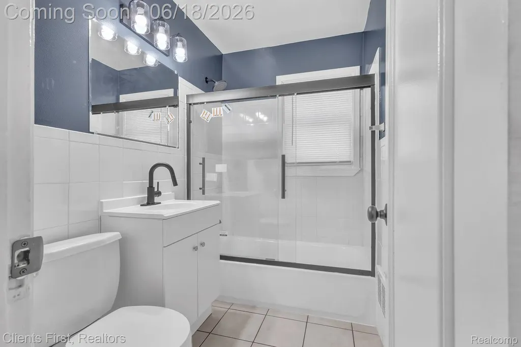 19963 Goulburn Street Detroit City MI 48205