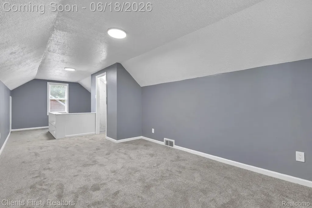 19963 Goulburn Street Detroit City MI 48205