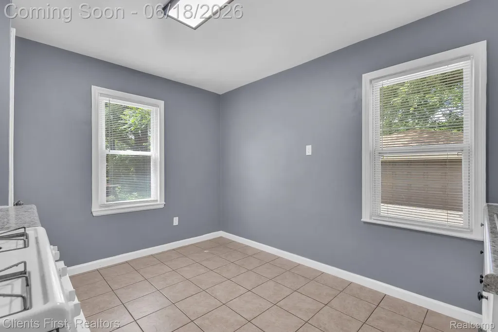 19963 Goulburn Street Detroit City MI 48205