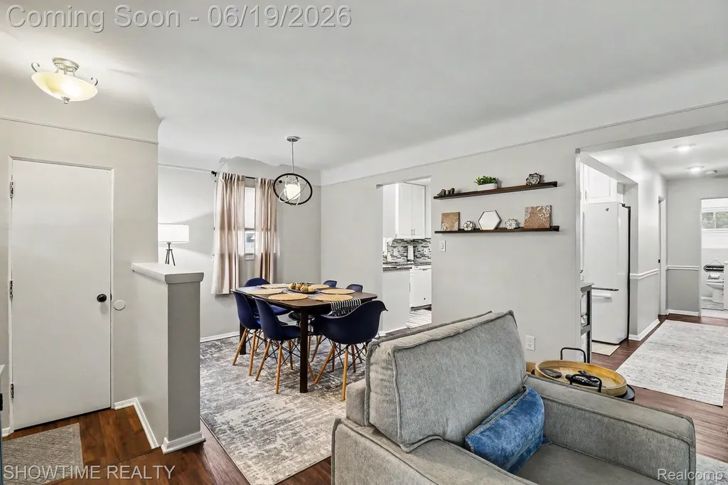 1955 Catalpa Drive Berkley City MI 48072